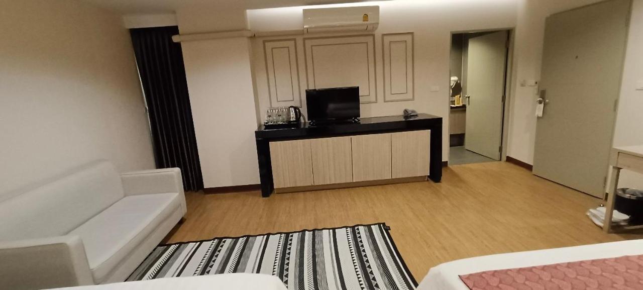 The Airport Courtyard Suvarnabhumi Airport 曼谷 外观 照片 A room at the hotel